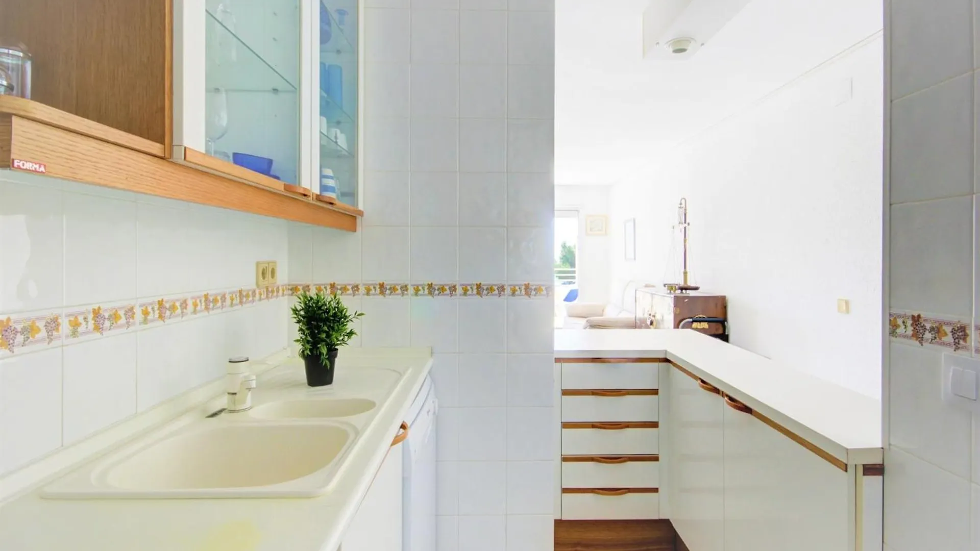Pretty Apartment With Balcony Roses Spanje
