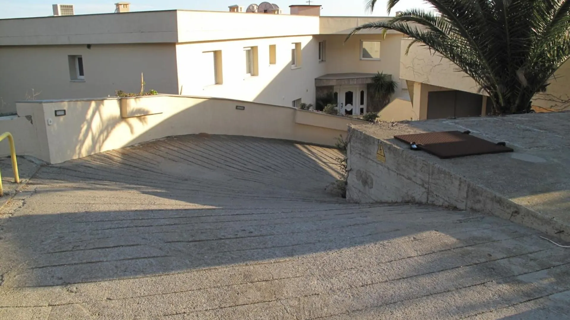 Pretty Apartment With Balcony Roses Spanje