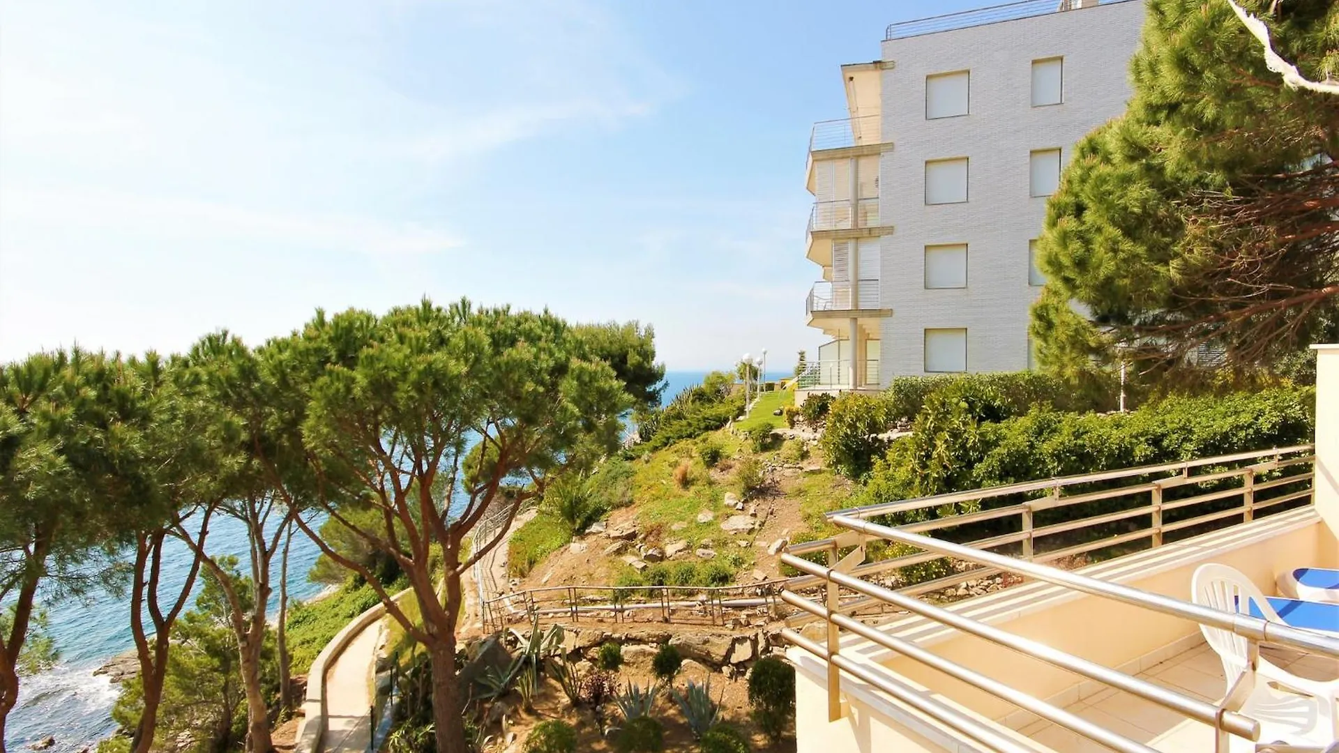 Pretty Apartment With Balcony Roses 0*,  Spain